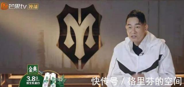 黃貫中|13歲輟學打工,18歲為人伴舞,54歲的陳小春跟電影里很不一樣