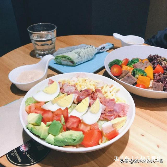 肉松小贝|晚上不吃饭还是喝一些粥,哪个减肥速度更快