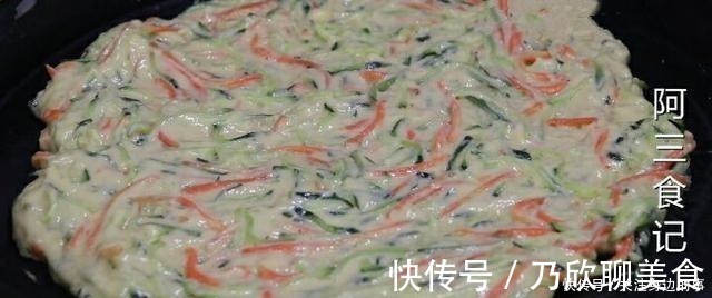 太香了,这才是黄瓜最好吃的做法,不炒也不腌,营养开胃又解馋!