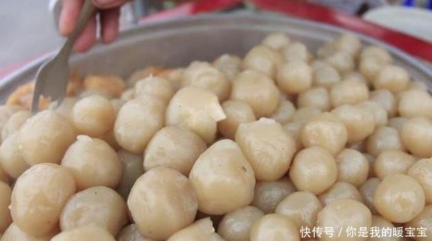 罕见|7旬老奶奶卖“罕见”小吃,生意火爆,月入过万连儿子都自愧不如