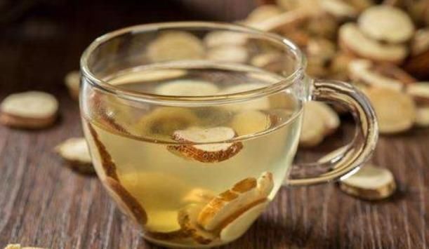 年轻态|雌激素越少,女性衰老越快做3件事,喝2杯水,更显年轻态