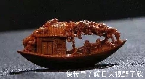 魏学洢!盘了600年的橄榄核包浆啥样?玉化橄榄核雕欣赏