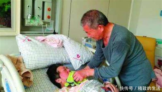 67岁老太生娃后续女儿已断绝关系,一家人却“其乐融融”!