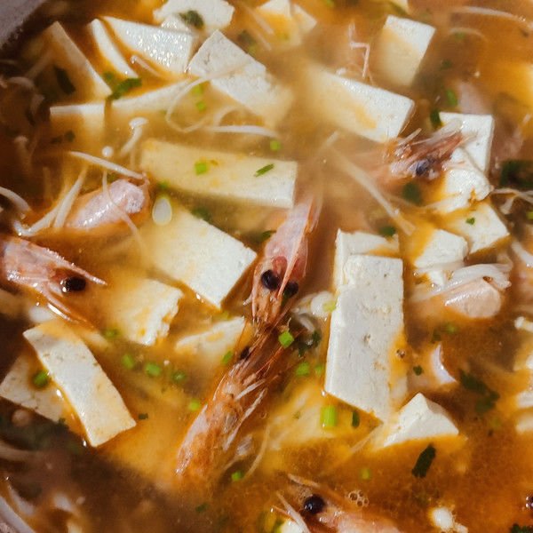 金针菇|虾头豆腐汤