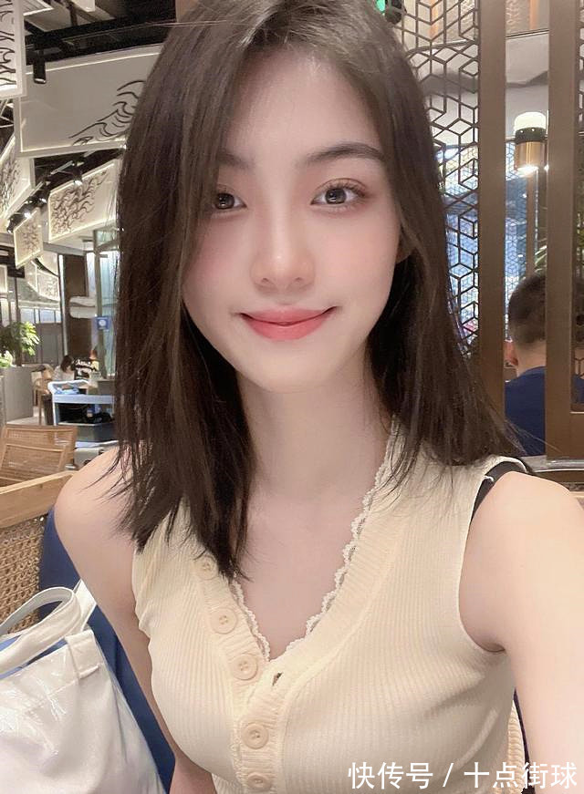 女篮|内蒙古女篮夺冠,球队18岁颜值担当爆红网络,身高1米9超美大长腿