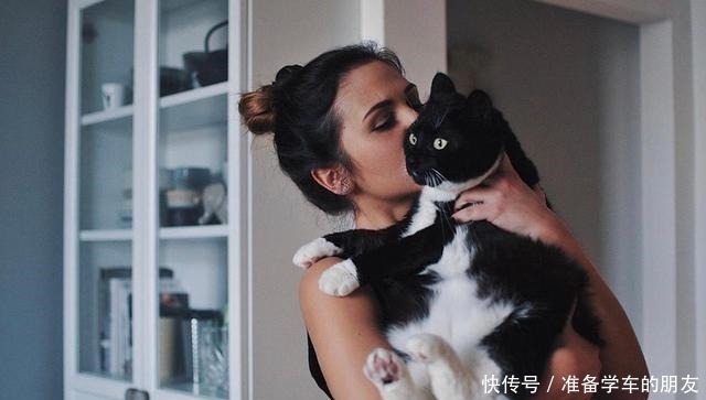 墙面|北欧夫妇的家,简单精致,这么温暖的家居布置,看着超治愈!想住!