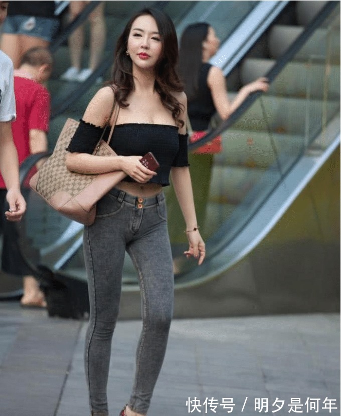 质量|崩成这样都没事,裤子质量不错!