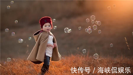 孩子|宝宝出现这些行为,都是在提醒妈妈我缺安全感了!六岁后难挽救