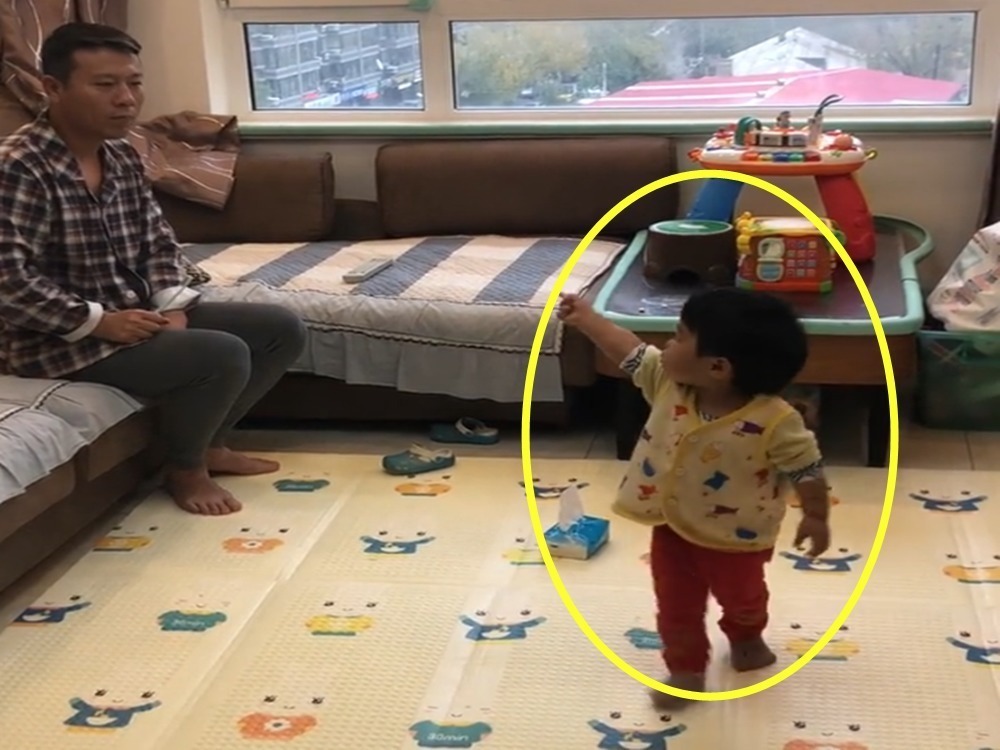 小棉袄|妈妈:关系再好的小情人,也有吵架的时候,网友:宝宝太可爱了