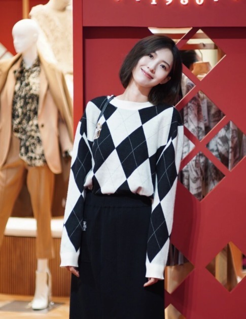 菱格纹 想要温柔还保暖?瞧博主的毛衣穿搭方法,让你做个美美的小仙女