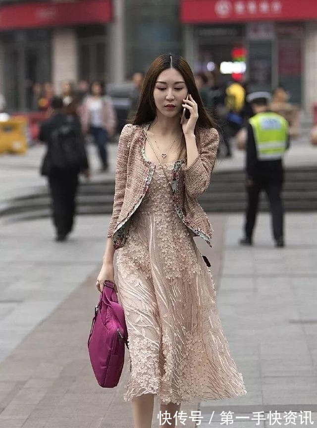 搭配|高跟鞋更能凸显女性魅力，飘逸的长裙搭配高跟鞋，美得不可方物