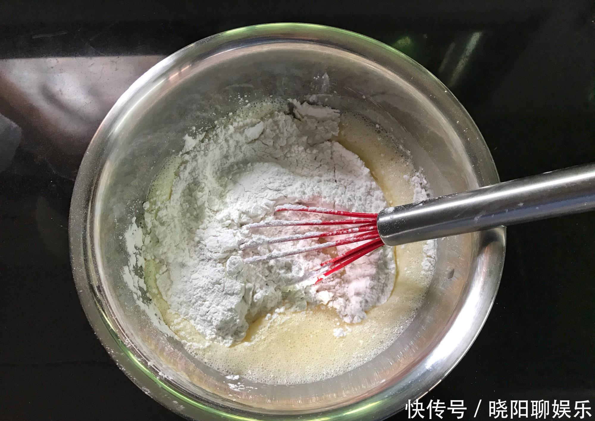 糯米粉的花样吃法,加个鸡蛋搅一搅,香酥软糯,一口一个太香了
