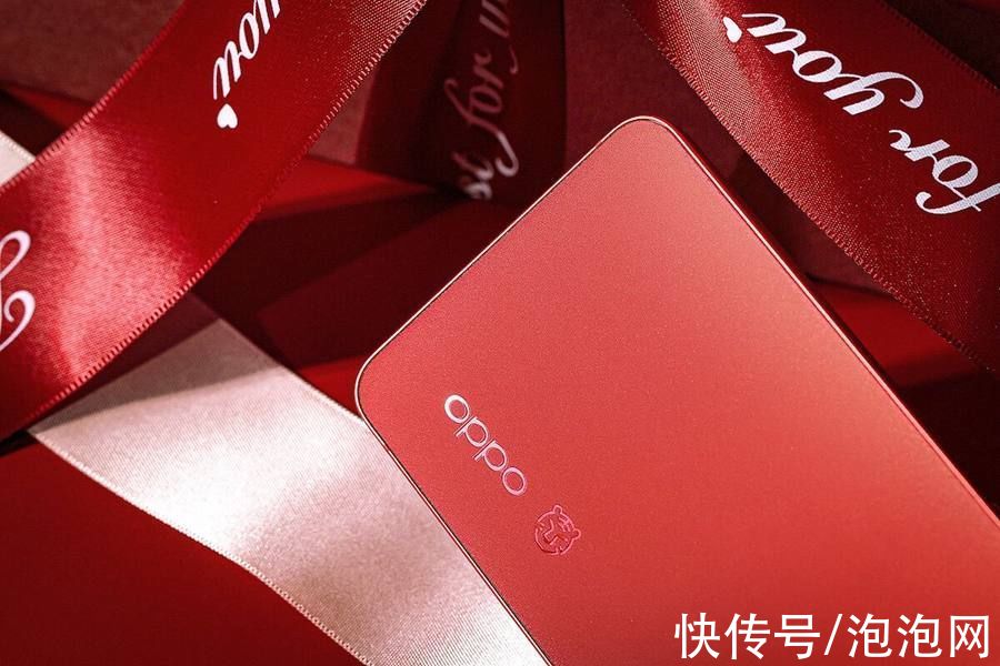 oppo|更高级的红丝绒质感 OPPO Reno7新年版评测