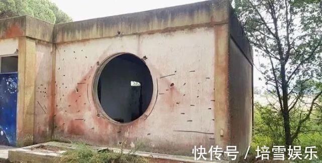 3d&这才是裸眼3D画,让人怀疑自己的眼睛,其他的立体画都弱极了