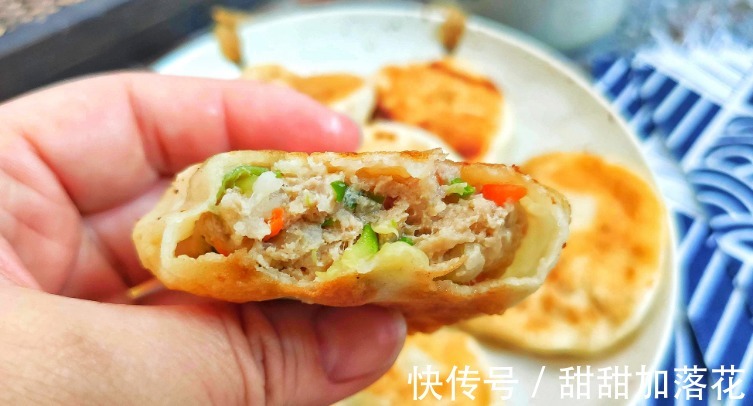 秋天吃什么菜试试西葫芦,学会调馅方法,包包子烙馅饼都好吃!