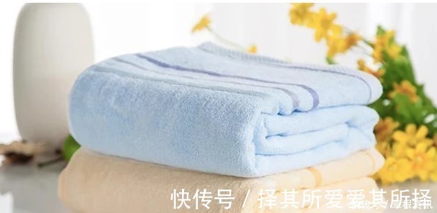 洗衣液|不管毛巾多脏多黄，在水里滴几滴，洗完的毛巾又软又干净！