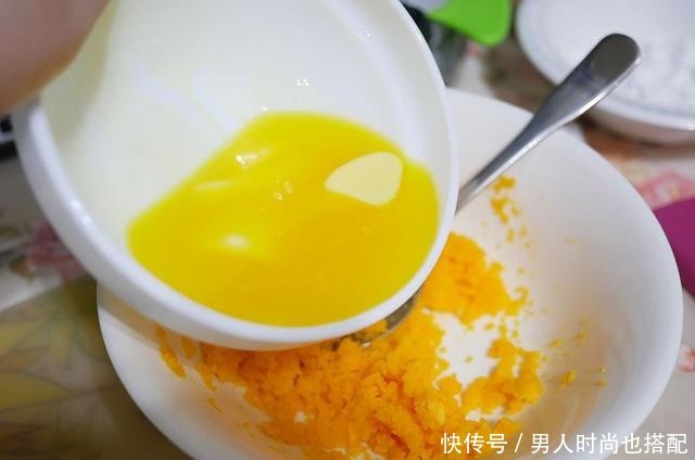 冷冻|自从学会做奶黄包,连吃一周还不够,家人都喜欢,一袋面粉见底了