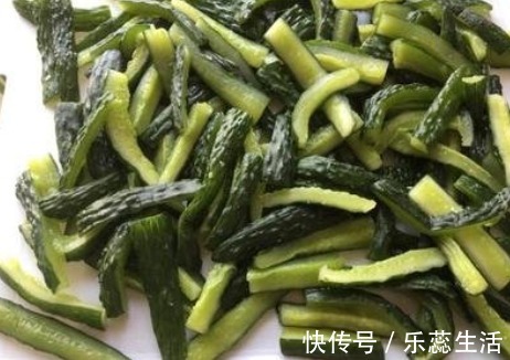 黄瓜|酱黄瓜怎么做才好吃30年老师傅教你一招,爽脆开胃,久放不变质