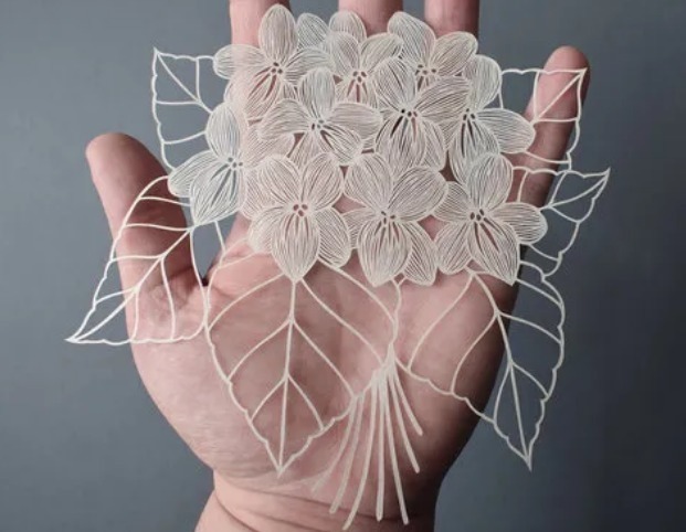 美女#美轮美奂,美女艺术家用一张纸雕刻出奇幻世界
