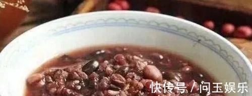 胃胀：红豆和此物一起煮，每天一碗，祛湿排毒，暖胃健脾，脸色更红润