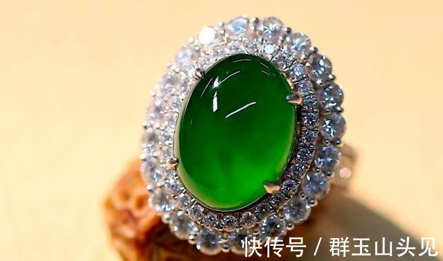 翡翠|不同款式的戒指,最后一种人人都喜欢,你更倾心哪一种