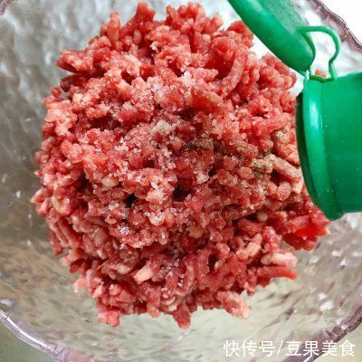 安佳|#安佳马苏里拉芝士挑战赛#全麦芝士牛肉饼