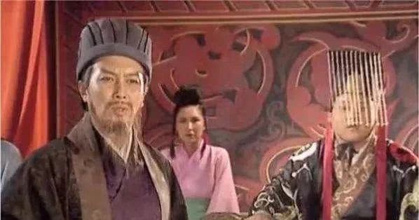 诸葛亮|诸葛亮死前交给刘禅1锦囊,刘禅完全不懂,2000年后人们才知其中猫腻!