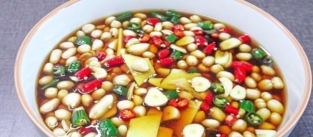 教你“生腌花生米”技巧，比油炸还爽脆，好吃不油腻，做法也简单！