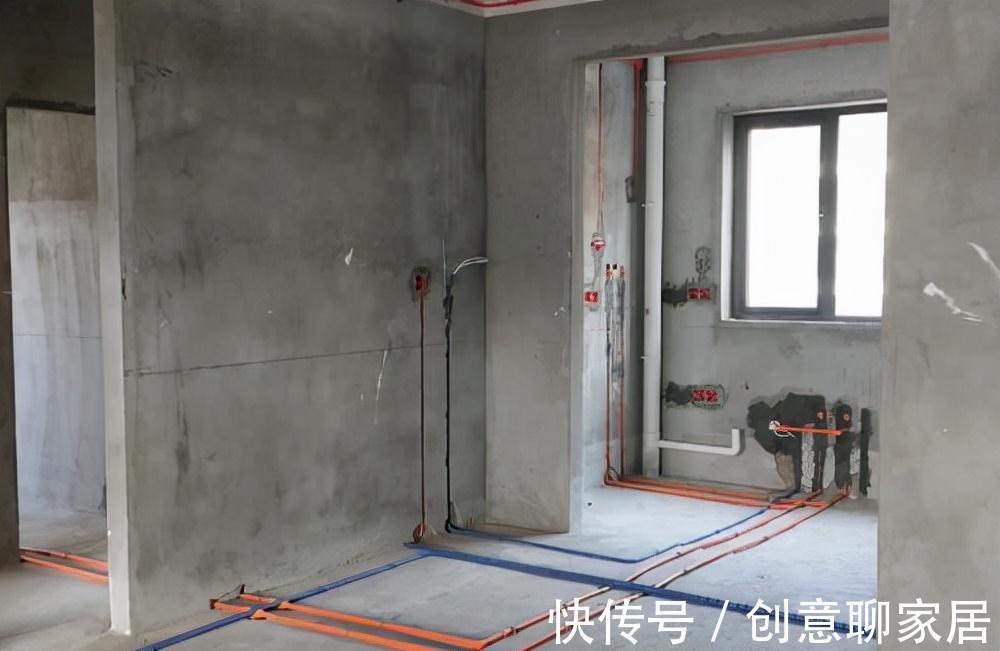 水管|水电应该走顶还是走地？两者有什么区别？听听工头说的大实话
