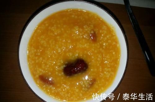 多喝|天冷要多喝小米粥,教你这个方法,香浓粘稠米油厚厚,营养滋补