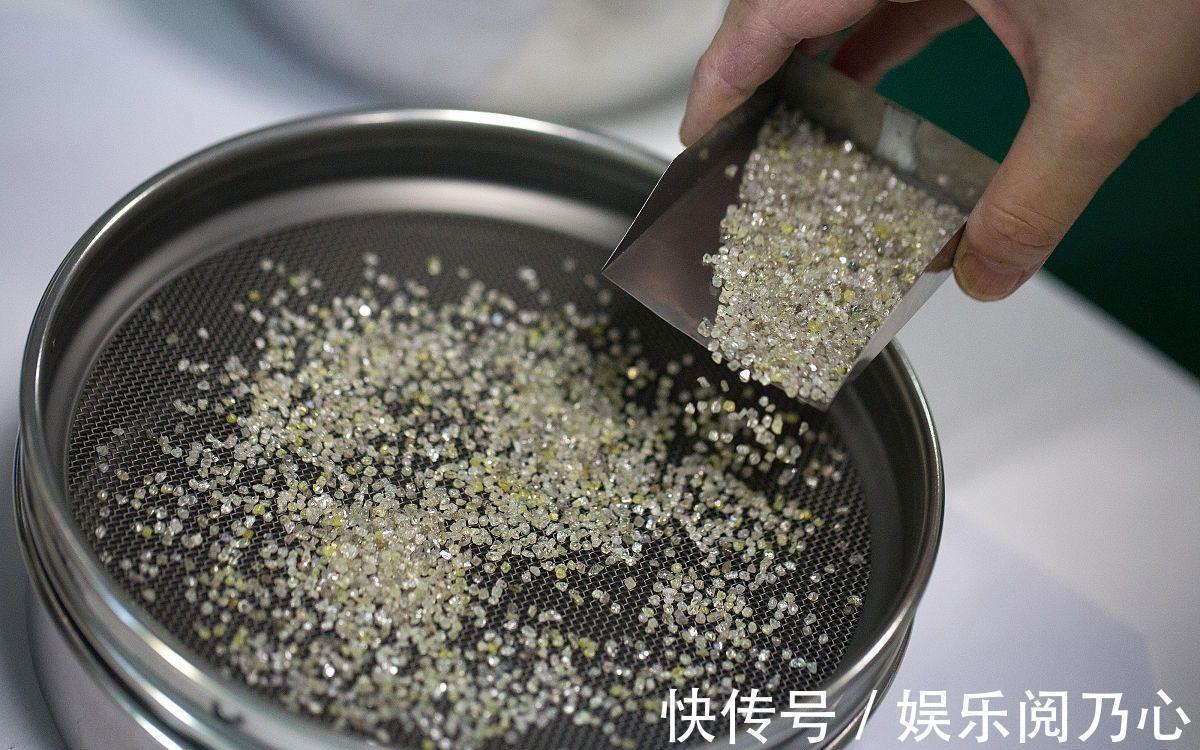 典当行|典当行回收钻石吗?