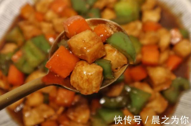 大长腿|21岁健身辣妹,沙漏身材配上大长腿,这身材太绝我柠檬精了!