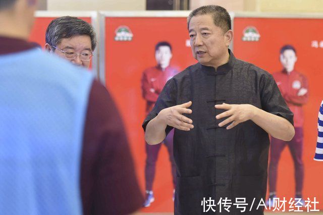 张园林|地产大佬在艰难9月