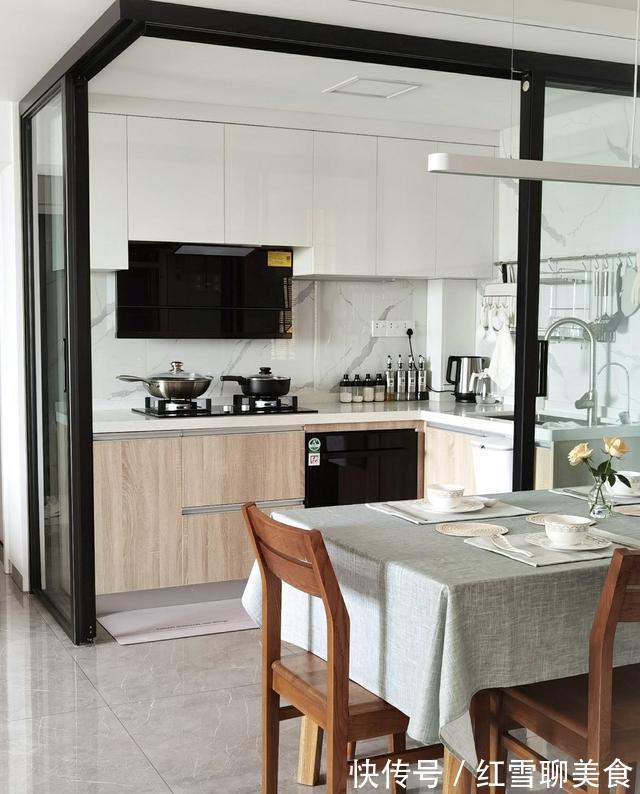 玄关|80平三房装修花了35W,婆婆负责监工,全屋效果美滋滋,太幸福了