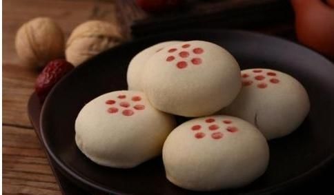 分钟|外国人吐槽中国的甜点太“粗糙”,网友晒出5种糕点,分分钟打脸