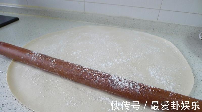 陕西人|老陕教你做正宗手擀面,和面时只加这1样,面条劲道爽滑