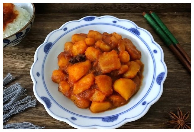 土豆原然还有这么好吃的做法，比吃肉还过瘾，每次做连汤都不剩