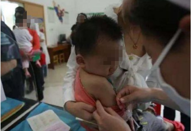 过敏|婴儿打完疫苗夭折, 都是因为父母愚蠢害了宝宝！