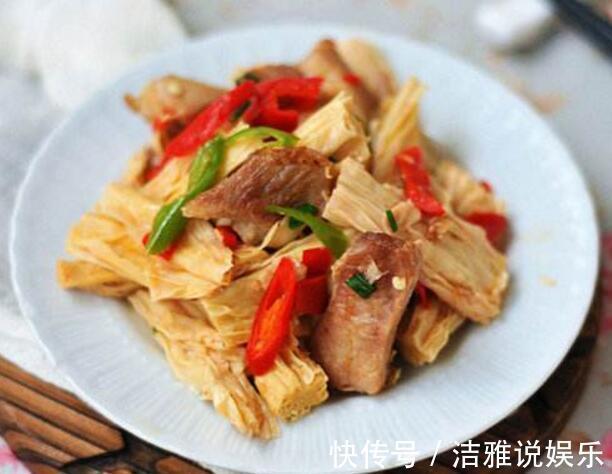 过年的饭桌上有这几道美食，香辣鲜香很美味，做法简单很好学