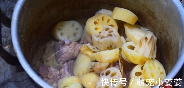 墨鱼|莲藕是钟南山院士推荐的“超级健康食材”,你们平时都是怎么吃的