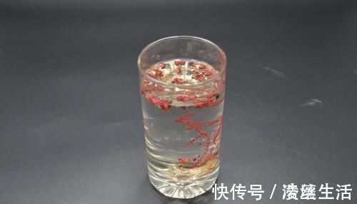花椒|每天都用花椒泡水喝，作用真厉害，解决了很多男人女人的困扰