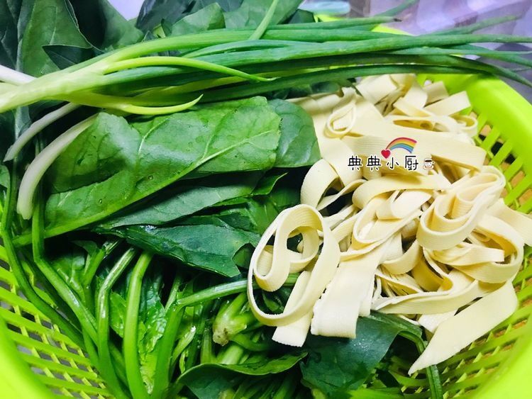 鱼不红烧,用来做火锅,又是一道冬日美味