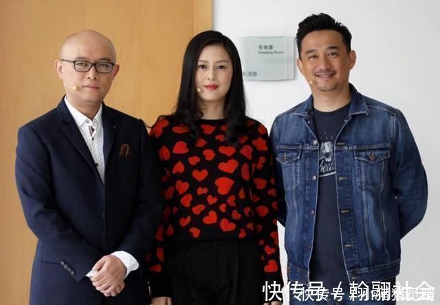 在《非诚勿扰》做情感专家，私下竟和丈夫离婚，网友黄澜太可笑