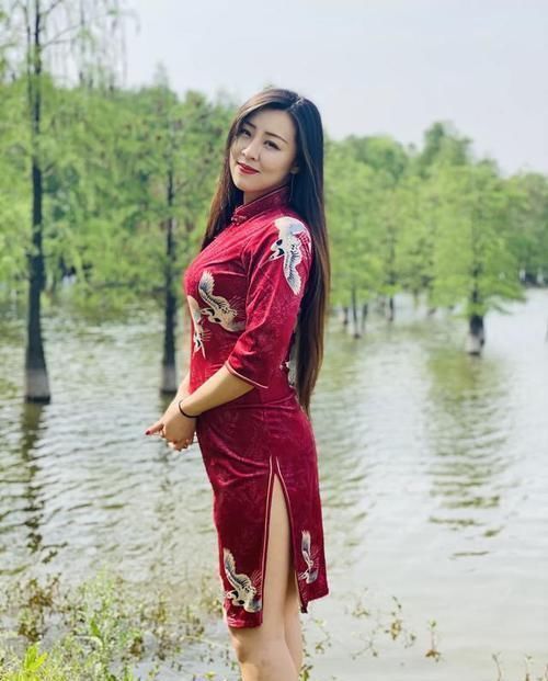 风格|流行复古风，旗袍风格的造型首当其冲，成为美女的首选