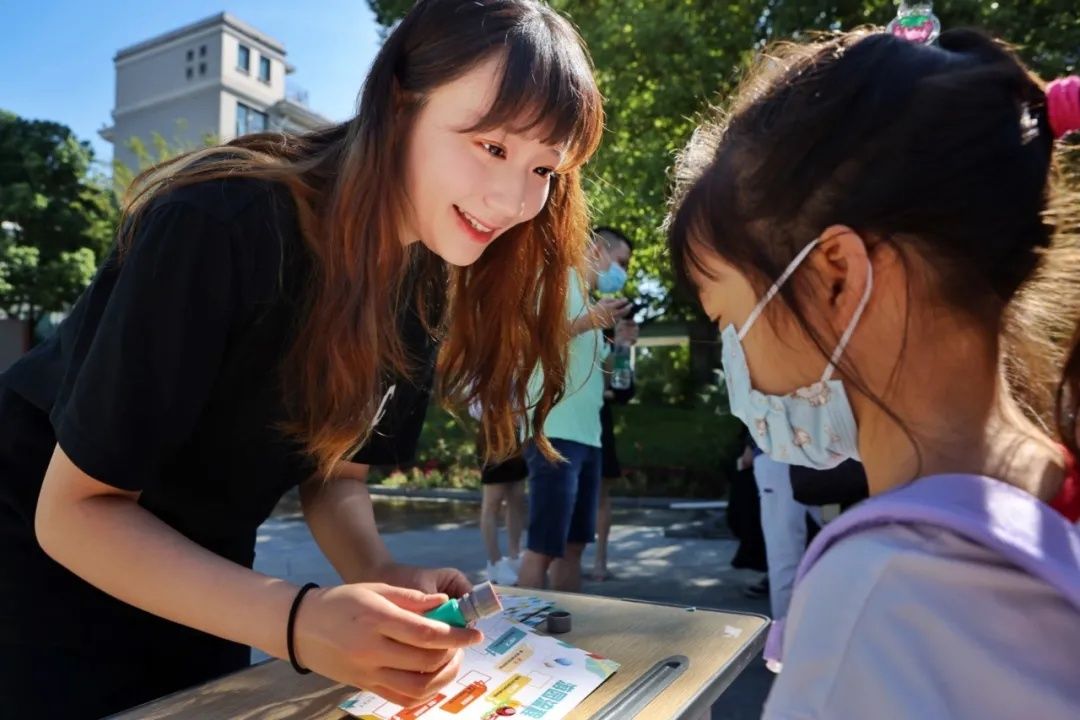 秀外慧中|杭州市育才外国语学校“小秀娃”活力满满来报道