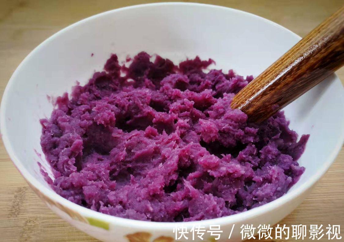 天冷了,我最爱这个“懒人早餐”,10分钟上桌,一顿5个不够吃!