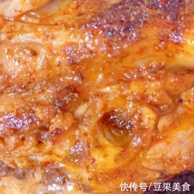 煎鸡架(铁板鸡架的味道)