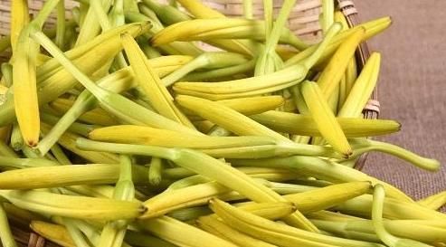 哺乳期吃什么补充营养？坐月子应该多吃什么，一起来了解了解！