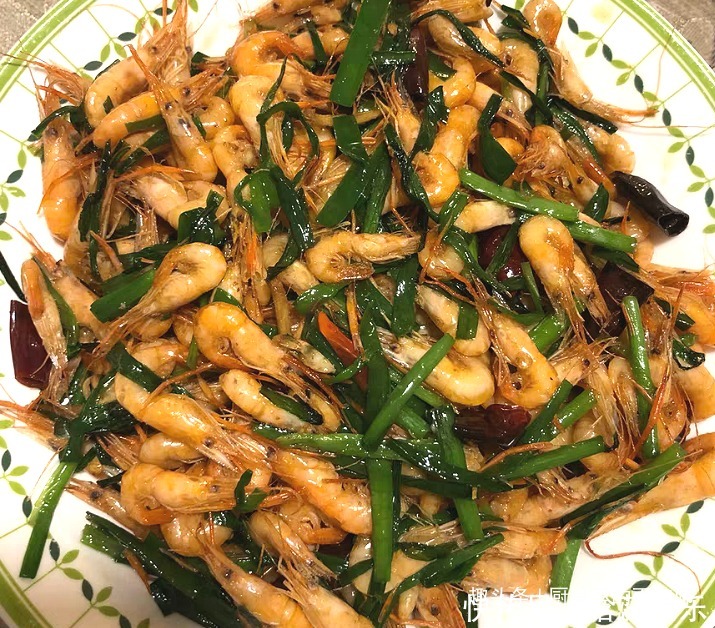 清肠高手被发现,每天炒一盘,大肚腩消失了,排出毒素,腰围细了