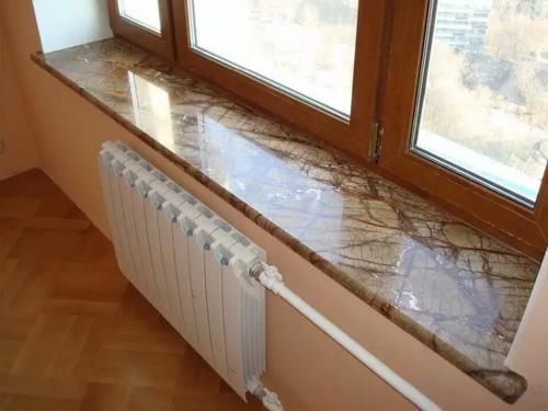 老师傅|老师傅家从不贴瓷砖，他们更喜欢装这种，真后悔我家装早了